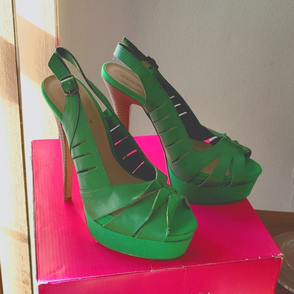Rosaura 6 inch GRASS GREEN STILETTOS